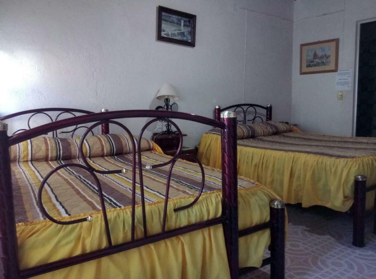 One-Bedroom Apartment,932091709:JPEG